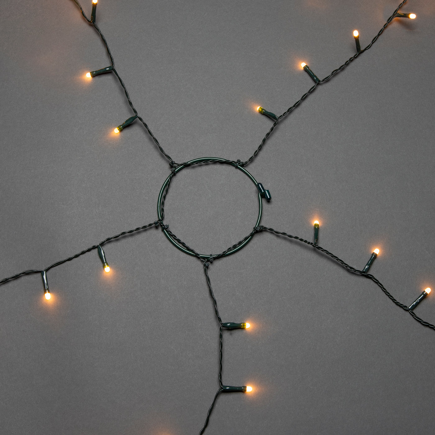Konstsmide LED Baummantel mit Ring gefrostet